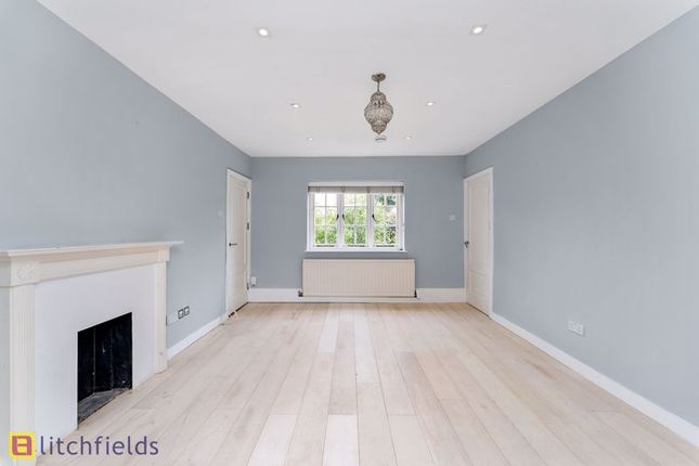 124, Hampstead Way, Hampstead Garden Suburb photo 2
