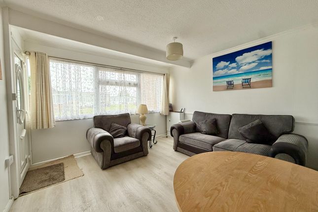 438, California Sands, Great Yarmouth photo 3