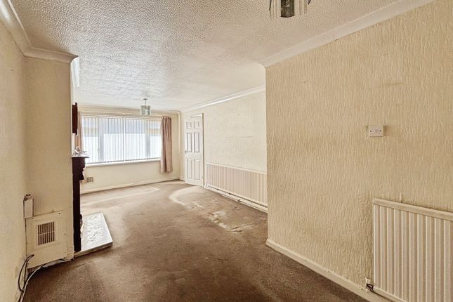 27, Oakwood Avenue, Cardiff photo 2