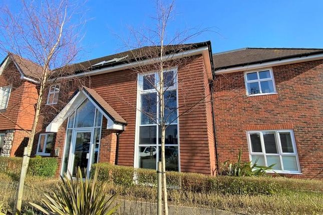 2-bed flat on Apartment 4 Blenheim Court,, Farnham Road, Liss, £200,000