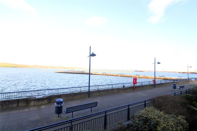 Flat for sale in Waters Edge Court, Erith, Kent
