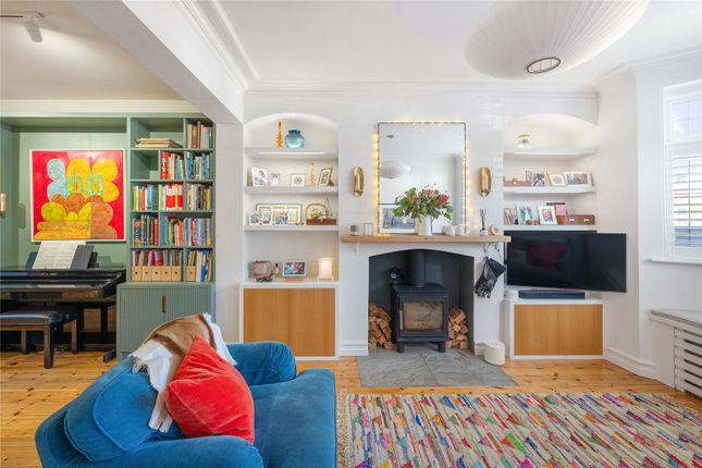 16, Wyatt Park Road, London photo 4