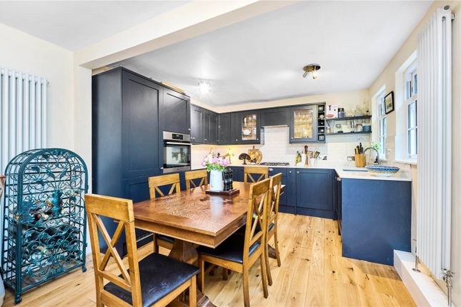 Maisonette for sale in Fernlea Road, Balham, London