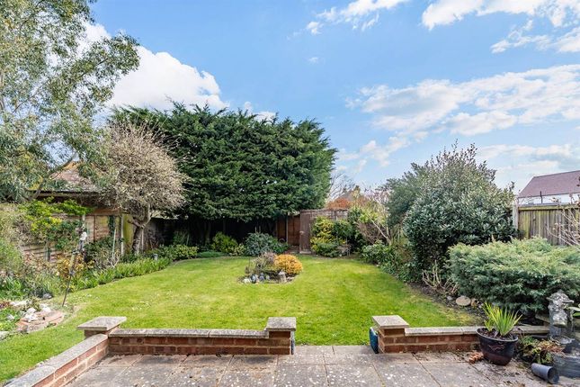 2, Glen Avenue, Herne Bay photo 2
