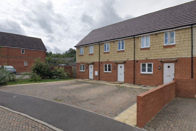 2-bed terraced on 2, Vesta Close, Swindon, £265,000