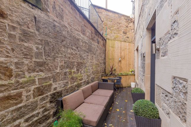 Flat for sale in 13A Comely Green Place, Abbeyhill, Edinburgh