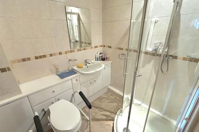 Flat 14, Gwendoline Mews, Sandygate, Rotherham photo 4
