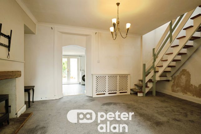 18, Bishop Street, Newport photo 4