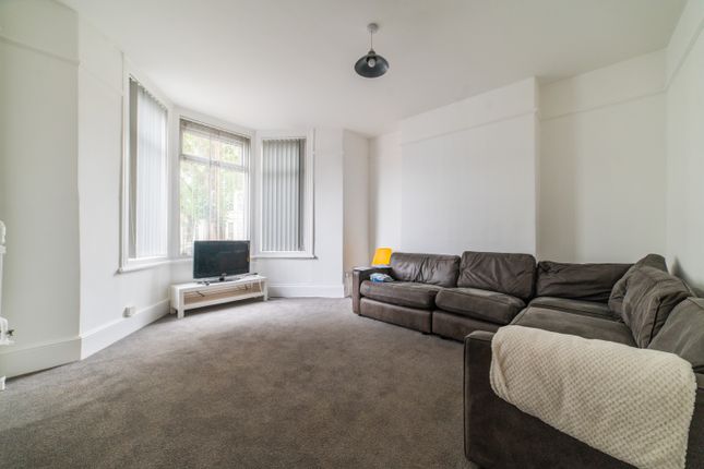 Call 02920 454555 To Secure Your Viewing_1
