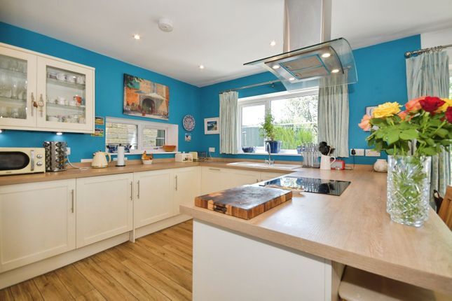 7 Carr View,, Carr Road, Derbyshire photo 3