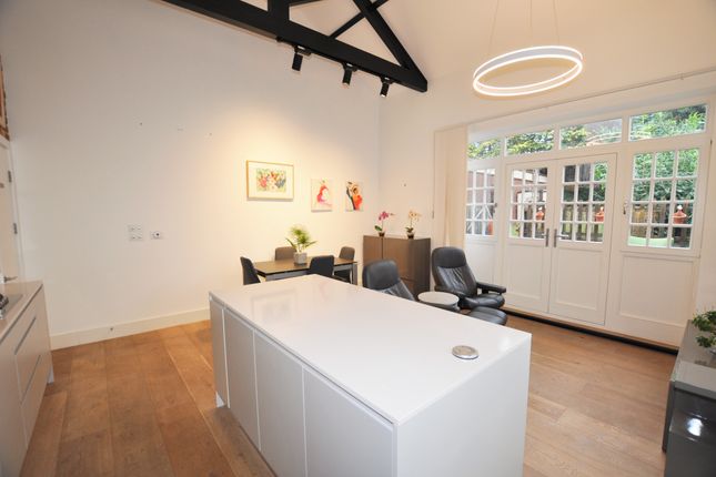 Flat for sale in Stanmore Hill, Stanmore