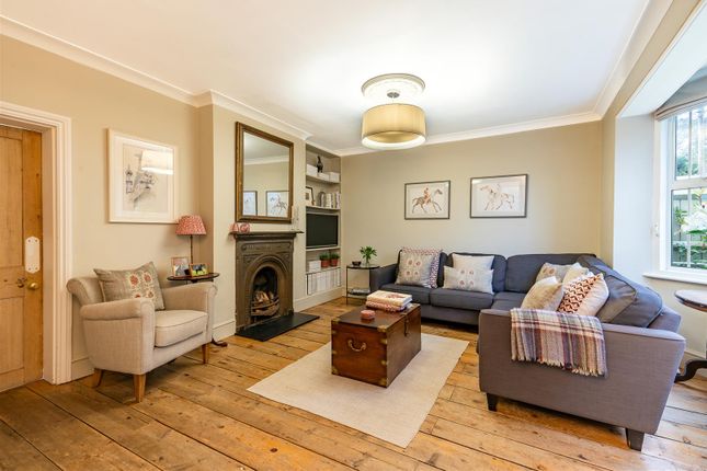 Detached house for sale in Cheapside Road, Ascot