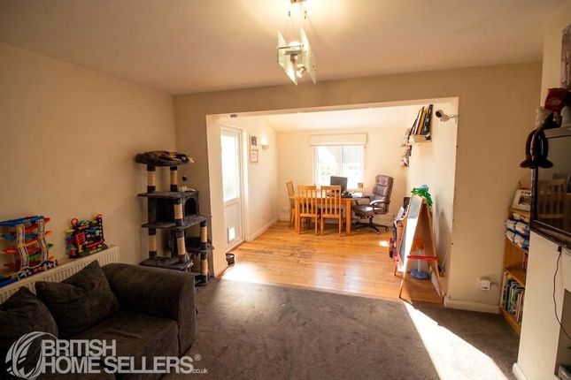 21, Rosewell Close, Devon photo 4