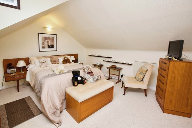 Bungalow for sale in Tuscan Walk, Chandler's Ford, Eastleigh, Hampshire