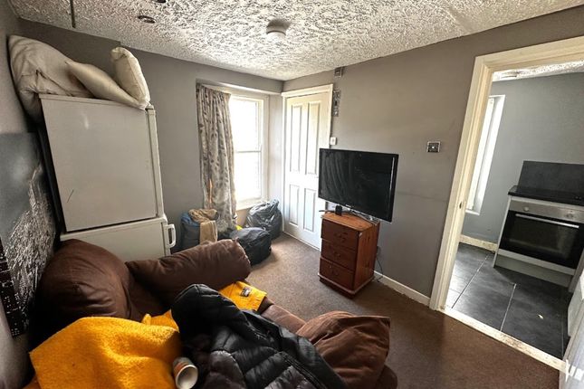 Flat 3c, 15-17 Honey Street, Bodmin photo 5