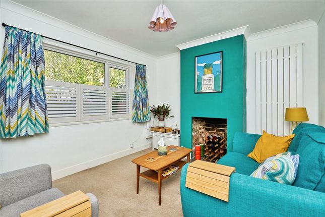 12, Colenutts Road, Isle of Wight photo 3