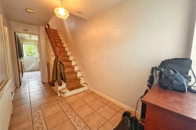 13, Boarshaw Crescent, Manchester photo 2