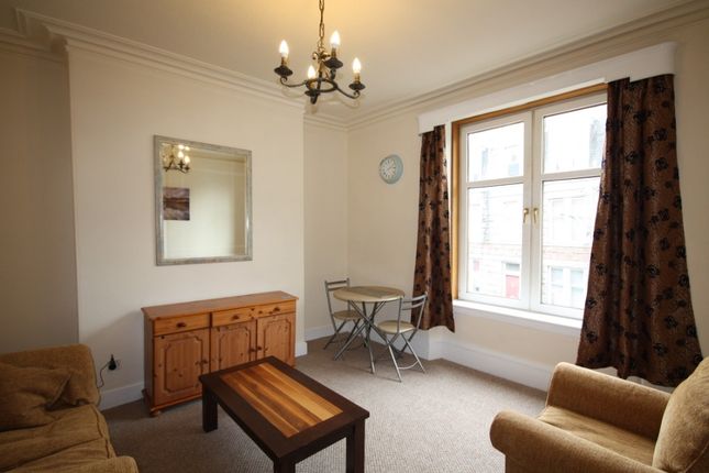 Wallfield Place Rosemount Aberdeen Ab25 2 Bedroom Flat To