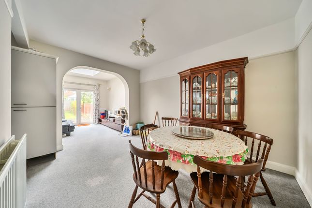 37 Dysart Avenue, Kingston Upon Thames photo 2