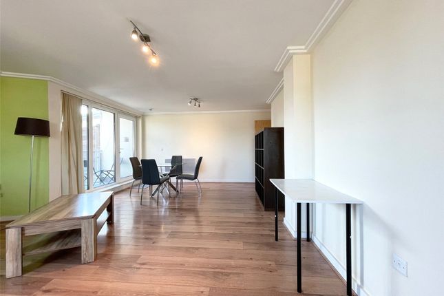 Flat 31, Stepney Court, 2, Fleet Street, East Sussex photo 4