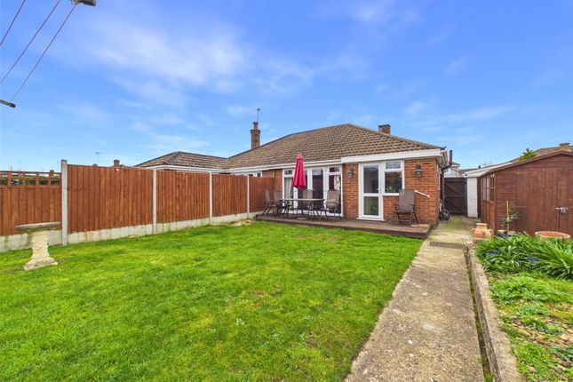 42, Shearwater Grove, Gloucester photo 4