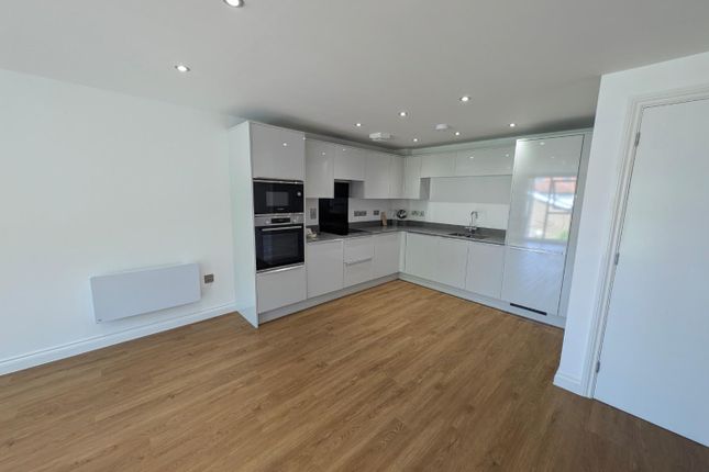 Apartment 10, 4, Towers Avenue, Newcastle Upon Tyne photo 3