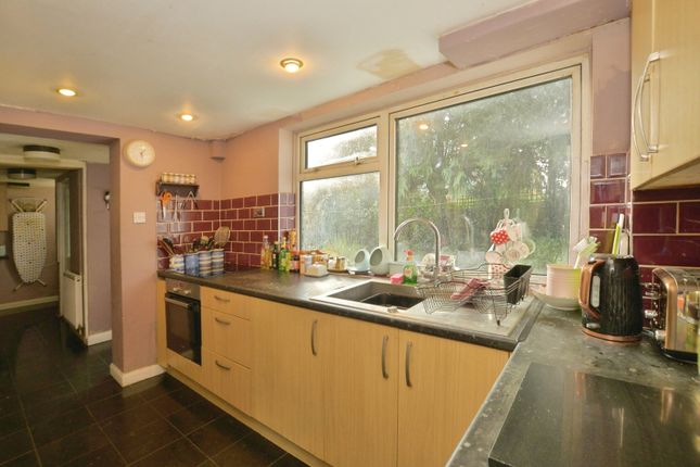 204, Faversham Road, Ashford photo 4