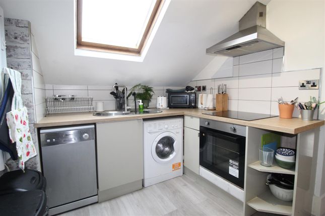 Flat 3, 66, Vesper Road, Leeds photo 2