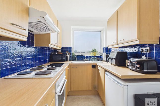 Flat 3, Ashmere Court Flansham Park, Bognor Regis photo 3