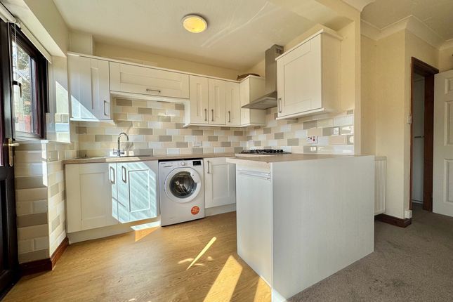 4 Moorbrooke, Nuneaton photo 3