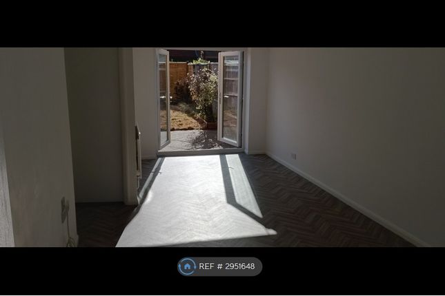 Charterhouse Close, Bracknell photo 4