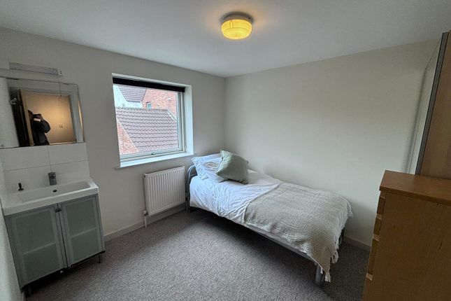 Room to rent in West Hendford, Yeovil