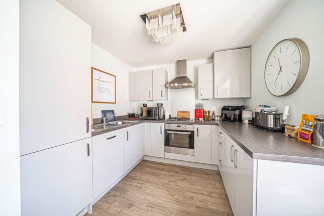 16 Heathcote Road, Picket Piece, Andover photo 3