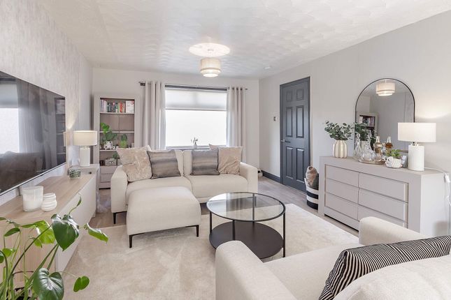 16 Buchanan Court, Bo'ness photo 4