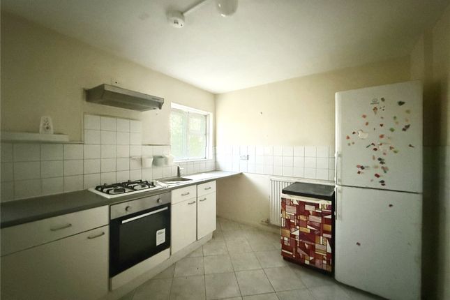 12, Conway Grove, London photo 4