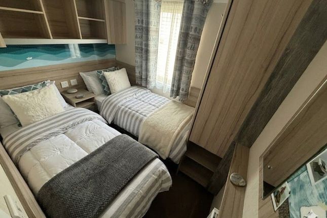 5, Fir View Tan Y Ffridd Holiday Park, Llangyniew, Powys photo 3