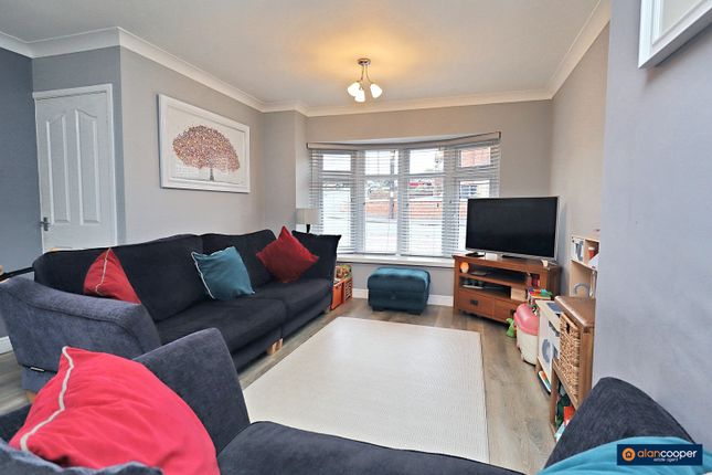 36, Berwyn Way, Nuneaton photo 3