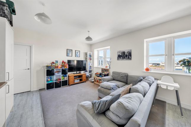 Flat 21, Beresford House, 15 Liberty Road, Portland photo 2