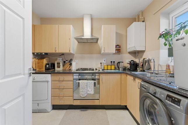 15A, Allen Road, Wellingborough photo 3
