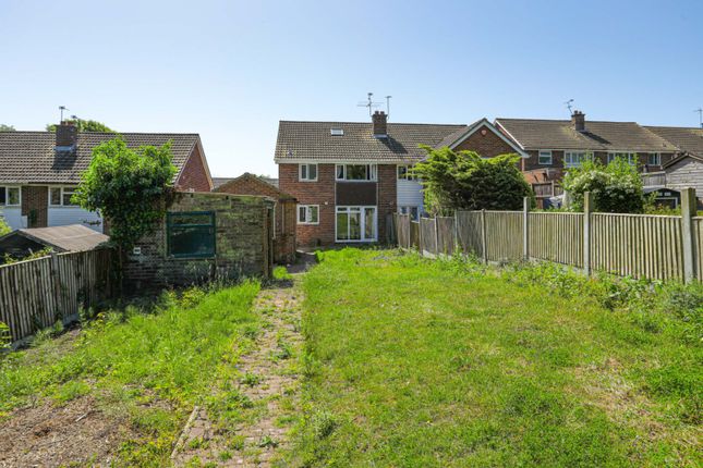 19, Long Meadow Way, Kent photo 4