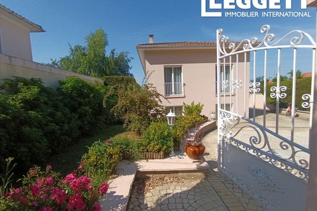 Villa for sale in 48 Rue Ede L'épargne, L'isle-D'espagnac, Charente, Nouvelle-Aquitaine