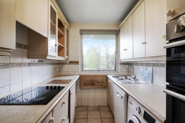 Thumbnail Flat to rent in Hamilton House, 1 Hall Road