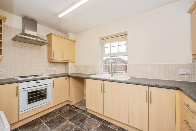 Flat 8, Harleston House, Lichfield photo 3