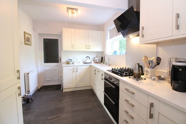 109, Greenfields Road, Kingswinford photo 2
