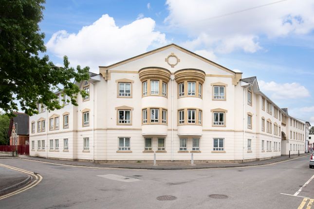 Thumbnail Flat to rent in Wallace Apartments, Cheltenham