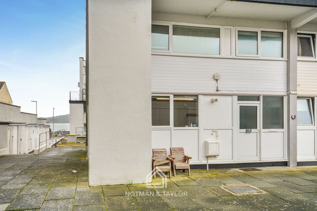 Flat for sale in Flat, Marine Court, Torpoint