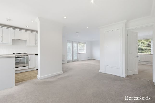 Flat 21, Ashleigh Court,, Station Lane, Essex photo 3