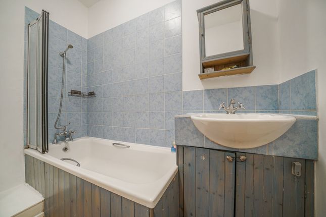Flat 1, 18 Cavendish Road, Croydon photo 4