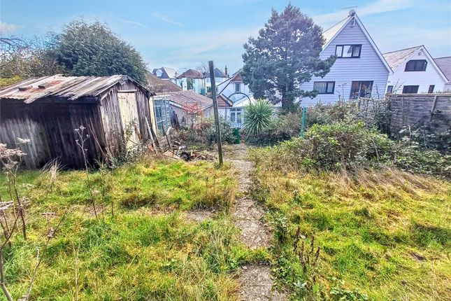 11, Whitecliff Crescent, Poole photo 2