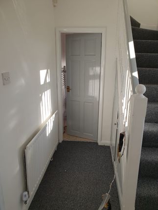 Semi-detached house to rent in Burrows Crescent, Nottingham